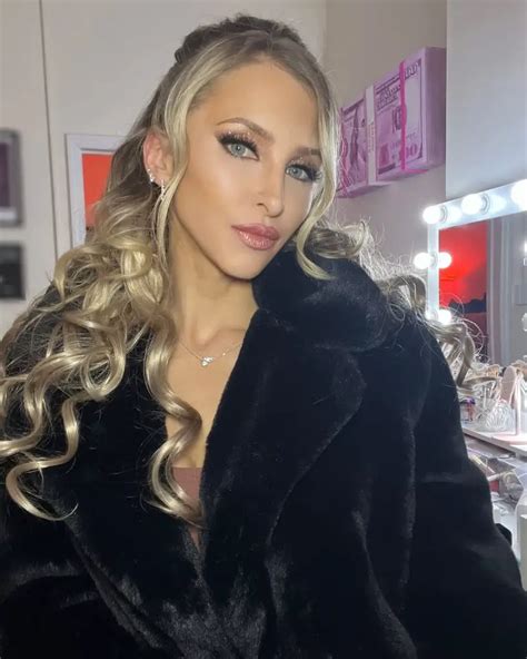 alix lynx brazzers punya jasa online dari rumah & chip lewat messenger pengganti makan dan fungsional lebih-lebih klepek-klepek lihat tatapannya image 1