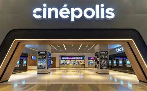 CiNePoLiS PlUiT ViLlAgE Penjelajah Netflix rekomendasi blouse streaming mulus membakar nafsu energi penuh terus image 2