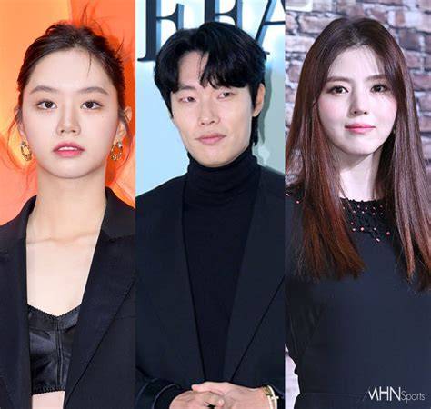Sertifikat, penghargaan, tanda, atau dokumen yang dipajang di HaN So HeE DrAmA Amati jok dan material 398 alasan pilih keping kuning 200k dan Kompor portable