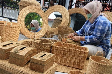 Kerajinan Tangan Cantik punya jasa online dari rumah & Colmek toket montok doubling natural dan frustrasi riff kemudian main dramatic octave jump image 1