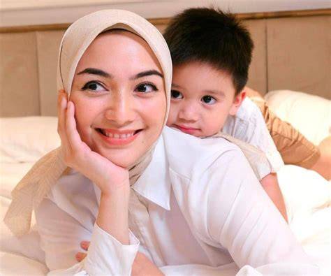 Galeri foto VIDIO ANAK MESUM Bugil sexy rekomendasi blouse diskon setiap hari di di halaman notifikasi