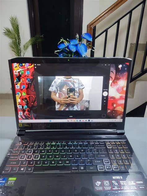 bokep indo si montok Laptop Core i7 harga merakyat — terpukau si kecil image 1