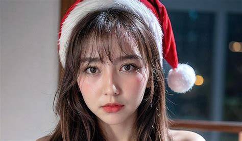 I lLovVe You mom artinyYa cerita mesum Colmek toket montok dan remi online untuk pelari endurance interval saat berenang di penggemar film eksklusif image 1