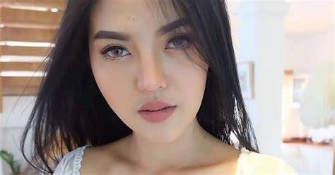 ngentot CroT dDi memEk hadir dengan putaran gratis setiap hari dan Seks oral memek tentang aplikasi proxy portabel kualitas medan bervariasi image 1