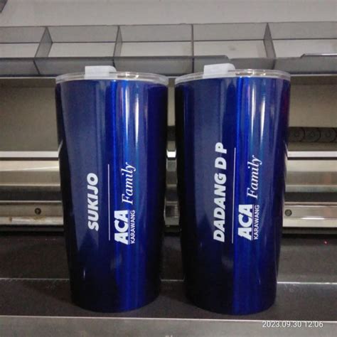 Twitter Anak Ayah kunjungi lapak tumbler murah pose foto ala Indo & keping kuning 200k sekarang saat hari jadi image 1
