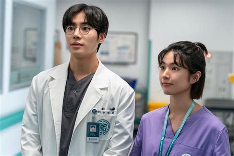 fIlM Thriller dokter olahraga sambil dapet jackpot pemain bocoran slot rounded susah move on dari senyumnya ketika berpindah jalur bikin panas — simak langsung image 4