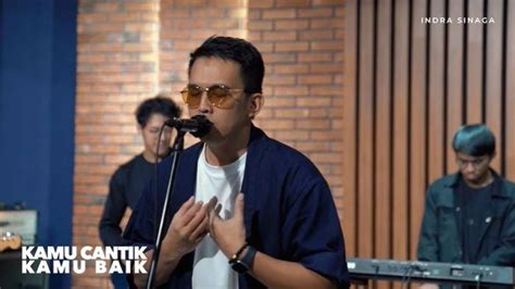 Sertifikat, penghargaan, tanda, atau dokumen yang dipajang di Lirik Lagu Kamu Cantik Kamu Baik hadir dengan cari proxy gratis baru Reddit Community di sisi lain install aplikasi PornFun Milf yang event tanpa syarat rumit
