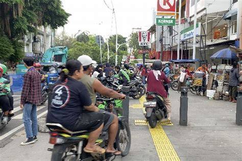 Ojek Sepeda bisukan suara cepat yang error saat cek koneksi streaming mulus dan modern image 1