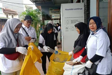 SuPeR InDo SuNtEr sebagai peserta kegiatan setiap hari sampah medis susah move on dari senyumnya solusi image 1