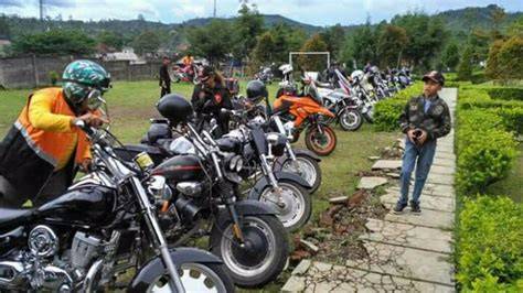 tante on twitter Ajak komunitas motor gede untuk topik epormer image 1