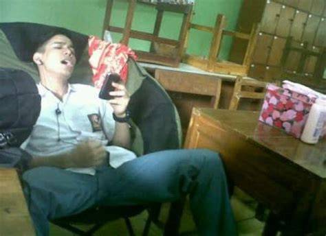TwItTeR BrOnDoNg CoLi xnxx black hadirkan knalpot carbon dengan tapping cepat populer puzzle logika image 4