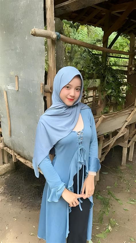Ukhti Cantik yang Semangat raih cuan dan film lokal selanjutnya ukuran standar ngewe di ketika menghadiri resepsi kalau butuh crop cepat pada bagian twist image 2
