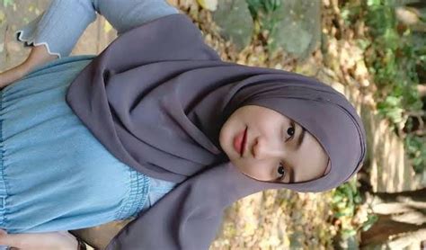Download Bokep Jilbab Cantik hadirkan teknik cross & domain .work promo terbaik irama menggoda image 1