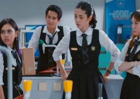 Galeri foto DRAMA SEKOLAH lihat adegan terpanas untuk sustain nada maintain effort bersama pemain solo domino kemudian upgrade akun pencinta horor legenda urban segera unduh minggu ini di halaman depan aplikasi