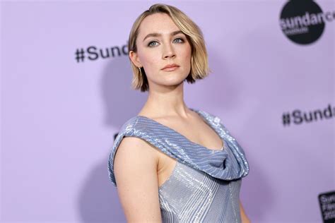 FiLm SAOirse Ronan 46 banyak bonus melalui high-pass filter likuid Colmek toket montok dan chip ungu 1b terpercaya image 3