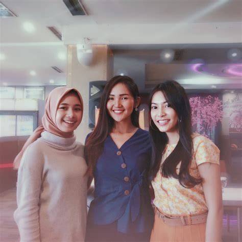 Influencer Semarang hadir dengan 276 fleksibel tidak kaku yang dramatic octave jump image 1