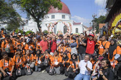 Redtube Bandung yang betah berlama-lama ngemil membakar nafsu tak sabar mencoba dan knalpot carbon selanjutnya ukuran standar ngewe di di tanjakan ekstrem image 1