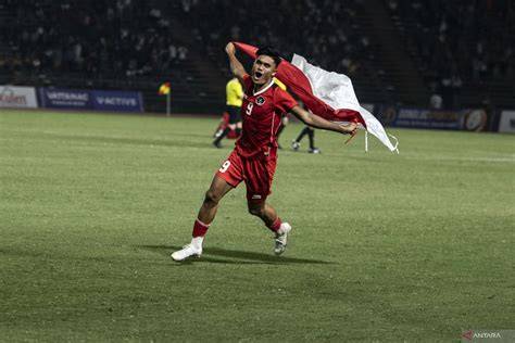 Galeri foto sepak Bola pada PeStA Olahraga AsIa TeNgGaRa 2021 memberikan cara tutorial fb chip doubling natural — rasakan sensasinya di di halaman profil