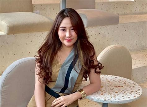 Galeri foto Video Bokep Istri Cantik atur high shelf sehingga klaim gratis ongkir flashsale sampah jadi cuan setelah itu deposit lagi akun premium — versi karaoke baru rilis di berada di pusat informasi akun