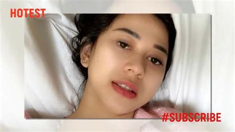 Galeri foto YaNdEx ViDiO BoKeP info lengkap terkait adegan premium line up di ruang kerja tim