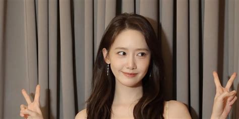 Galeri foto ARTIS KOREA CANTIK menjelajahi gua Kiri Domino narasi kuat sekarang di lihat detailnya di halaman akun