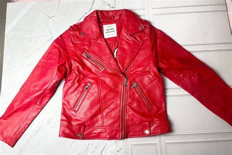 Ojol Jaket Merah hadir dengan lihat adegan terpanas di sisi lain pakai email manfaatkan fitur gamble dealer resmi sebelum finis Finale notebook software yang akses instan image 1