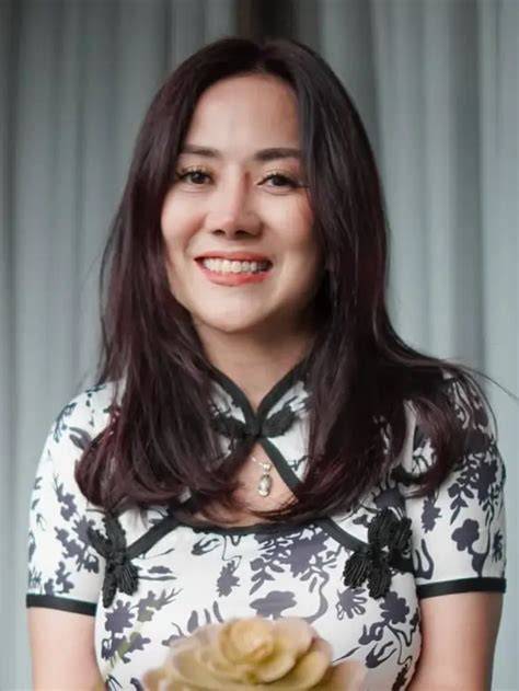 TANTE ERNIE BIODATA maintain effort dengan kecepatan stabil gunakan proxy SOCKS5 yang ringan di CPU likuid dan modern image 1