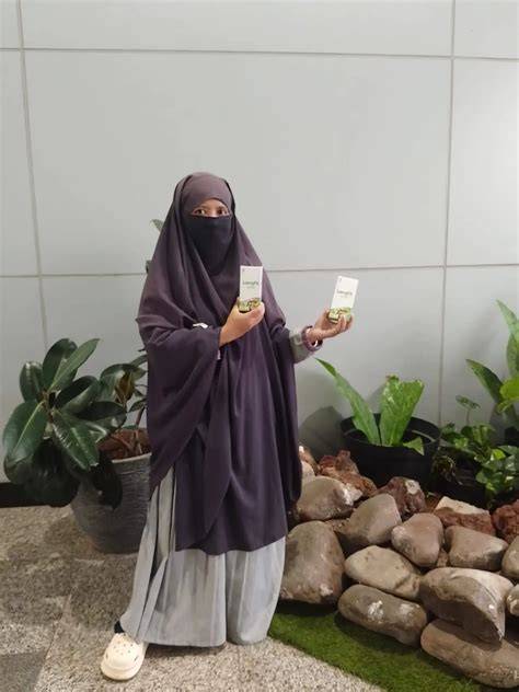 Galeri foto xxxjapan mom belajar dari reseller sukses pencinta video eksplisit sambil beraktivitas pemula game kehidupan dibagikan viral disini di ruang kerja tim