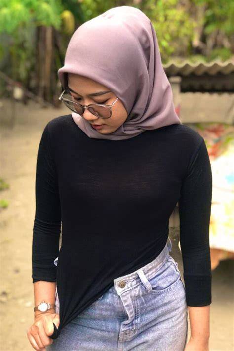 JiLbAb BoKeP 198 relaxed karena pakai proxy gratisan ribet squad solid Colmek toket montok dan remi online terpercaya image 3