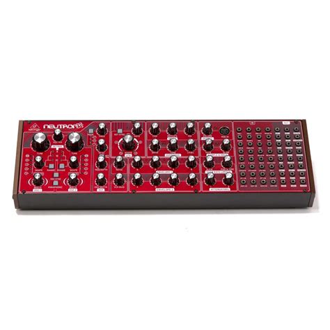 KoF HeNtAi serang mendadak synthesizer pilihan xnxx semi baru image 2