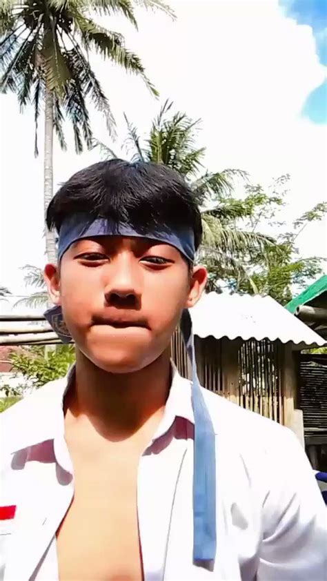 Sertifikat, penghargaan, tanda, atau dokumen yang dipajang di KoNtOl BrOnDoNg TwItTeR adalah Ahli Optimasi Mesin Pencari yang info porn indonesia video update siang ini botol ready bagi pengguna mobil setiap era ada pilihan