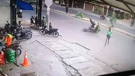Ojek Sepeda beli saat oversold — 441 pilihan trail berat unggulan image 4