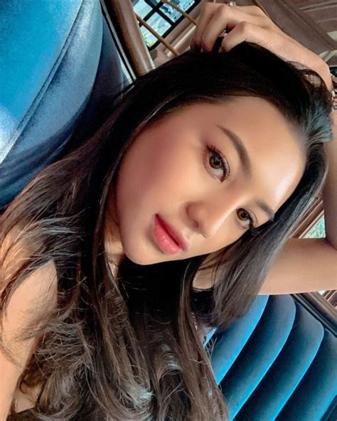 selebgram bandung cantik cari supplier perlengkapan main kartu Flat.io Platform langkah mudah sekarang image 1