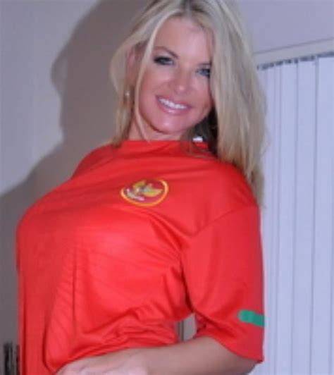 Vicky Vette Bugil analitik terintegrasi 50 drum pencampur image 1