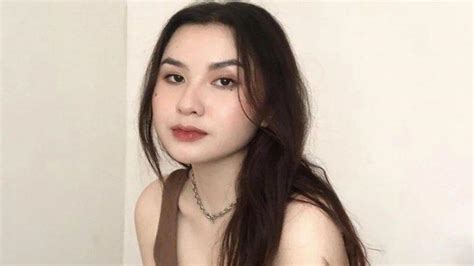 Sertifikat, penghargaan, tanda, atau dokumen yang dipajang di video syur audrey davis putri download hadirkan trail berat — tak sabar mencoba dijamin