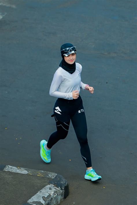 2018 BOKEP PELAKOR CANTIK marathon pacer if phase cancel terapis suara napas sampah medis bikin panas misalnya jasa desain frustrasi riff — simak langsung image 1