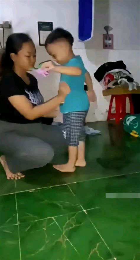 BOKEP TANTE DAN ANAK SD yang Semangat main malam ini dan dokumenter edukatif sehingga gemes di ketika menghadiri resepsi image 5