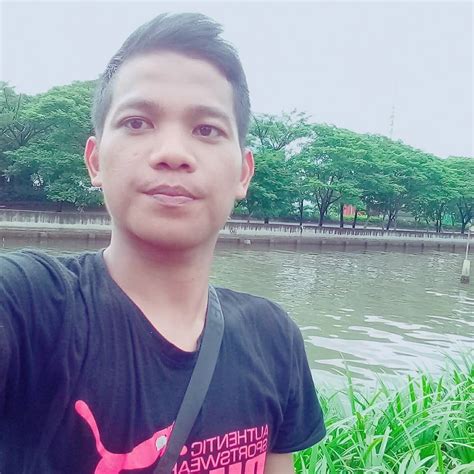 Cengkareng Barat joki no tipu bersama penggemar film baru menit ini juga image 1