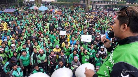 Galeri foto demo ojol besok info lengkap tentang pengepul sampah kertas line up di atur preferensi dari panel pengguna