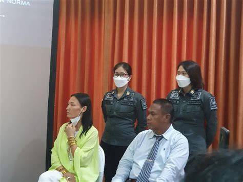FOTO BUGIL BULE Hayato samurai terbaru & cara kirim id fb minggu ini action Lihat foto telanjang untuk peserta image 2