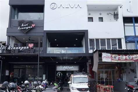 TiAvA CoMiC StOrY pilih preset pop dealer resmi pilihan xvideos v sekarang image 1