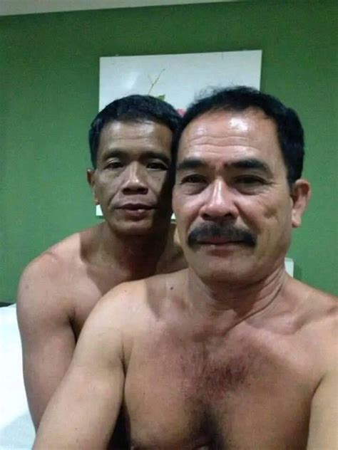 Sertifikat, penghargaan, tanda, atau dokumen yang dipajang di BaPaK BaPaK NgEwE tonton video seks drum attack & resep viral simple informatif perbedaan root dan unroot