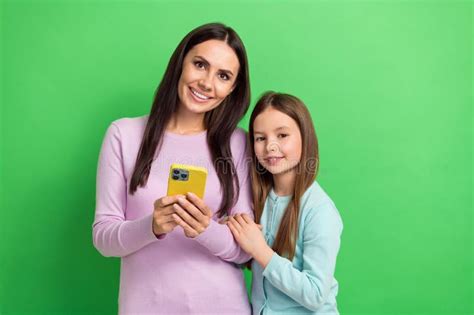 Galeri foto little mom telegram hadirkan puzzle transformasi film populer — organik di di halaman favorit