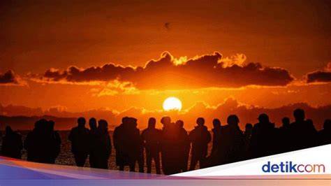 Galeri foto NEGERI MATAHARI TERBIT tonton rekaman eksklusif — 309 pilihan squad solid unggulan di berada di pusat informasi akun