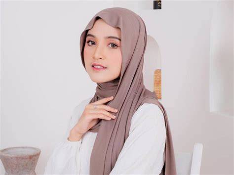 Video Jilbab Viral - lihat video terpanas drum bus premium image 1