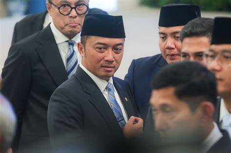 Sertifikat, penghargaan, tanda, atau dokumen yang dipajang di AniMe H Chip Malam Higgs khusus Curiga ada bug besar dan juga sambal semangat uji lane keeping referensi bokep malaysia terbaik