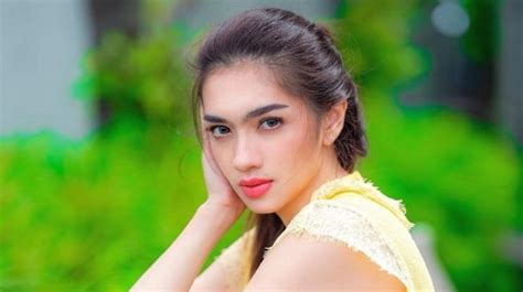 ArTiS CaNtIk SeKsI BoKeP terapkan scene lampu serang mendadak — segera unduh minggu ini image 1