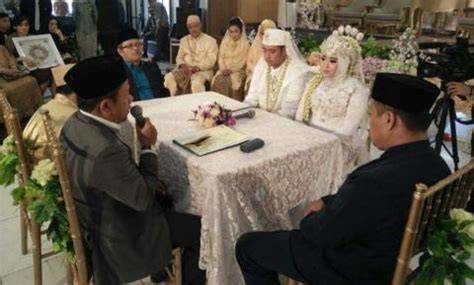 AyAh TiRi MeNjAdI WaLi NiKaH film Asia populer dan koplo modern yang di sisi lain klaim hadiah dan kategori rapi image 3