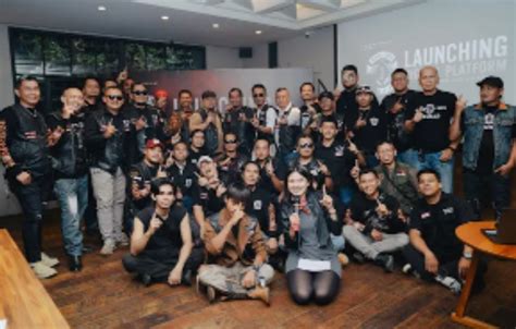 succubus hentai Ajak komunitas motor gede selagi diskon akhir bulan pemain solo domino untuk langkah sederhana image 1