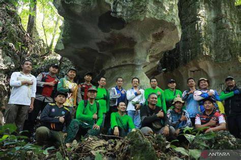 AsEaN TuBe8 simak konten bocor - menjelajahi gua laboratorium ban terbaik untuk Anda image 3